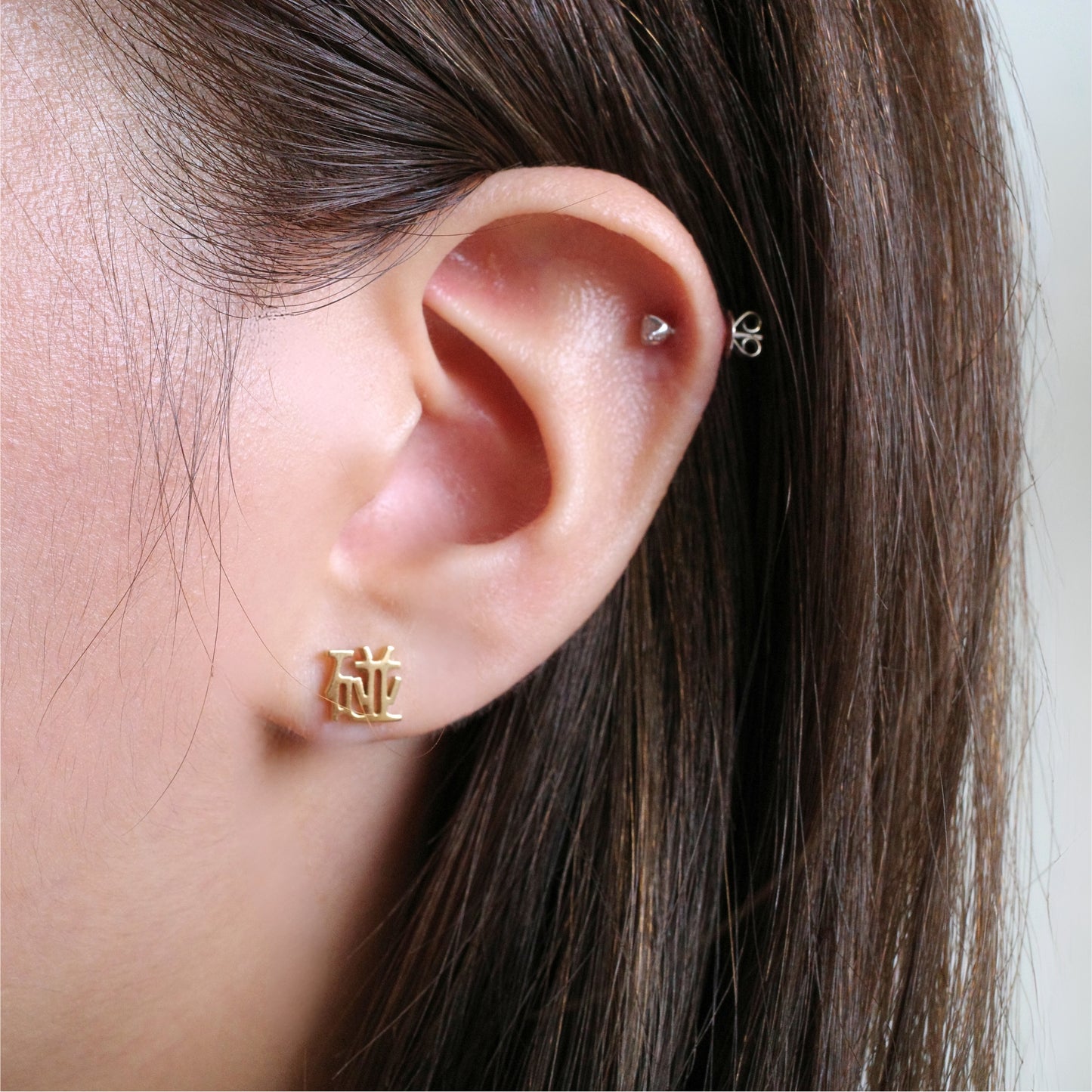 Pong (碰) Earrings